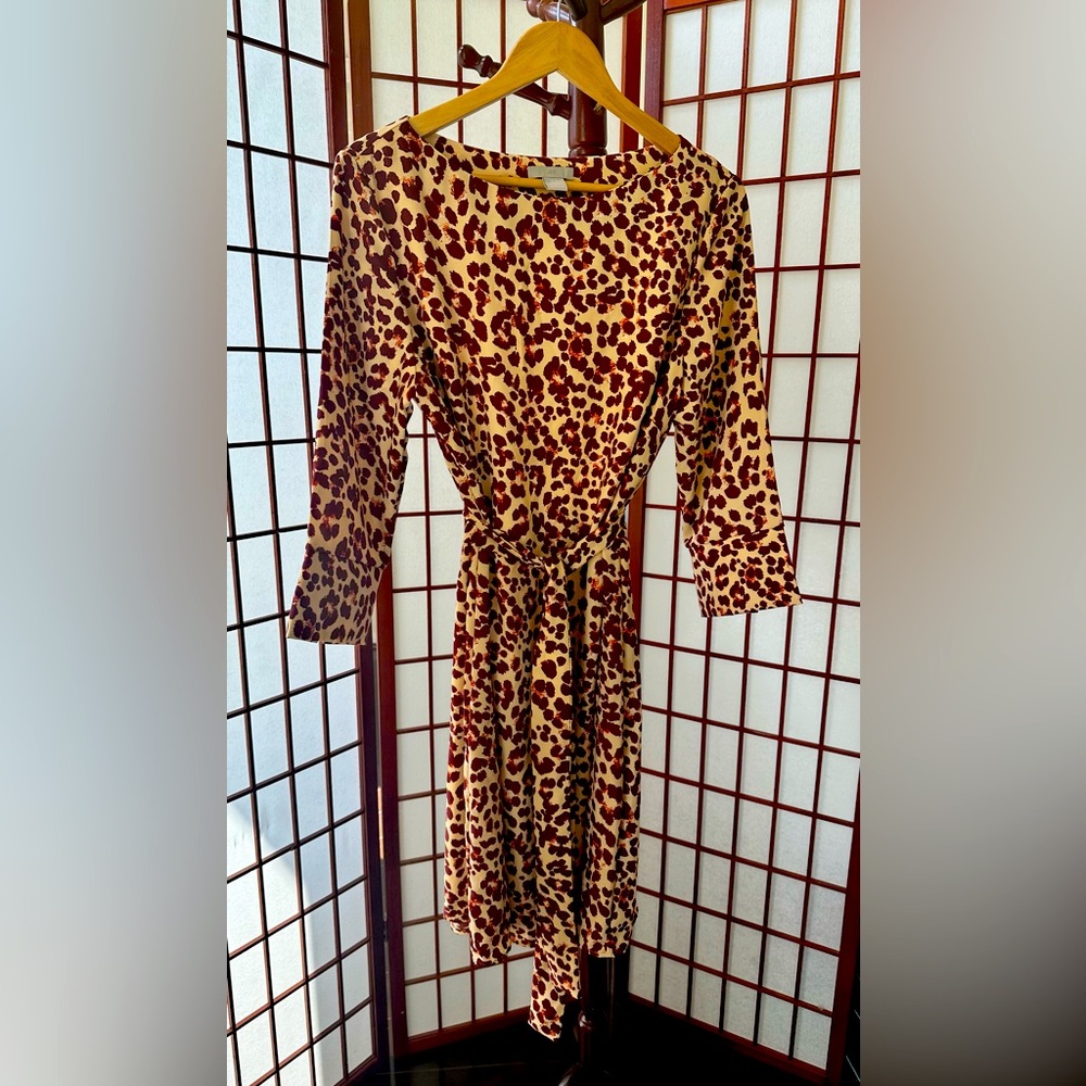 H&M dress print - Very flattering and comfy